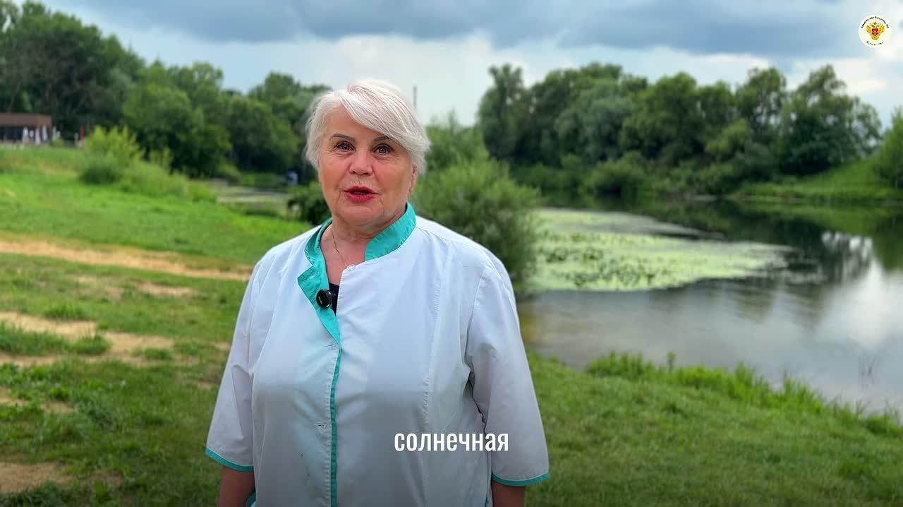 В новом видео старший фельдшер скорой помощи Клинической больницы 8 Иванина Вера рассказывает о важных правилах поведения у воды.