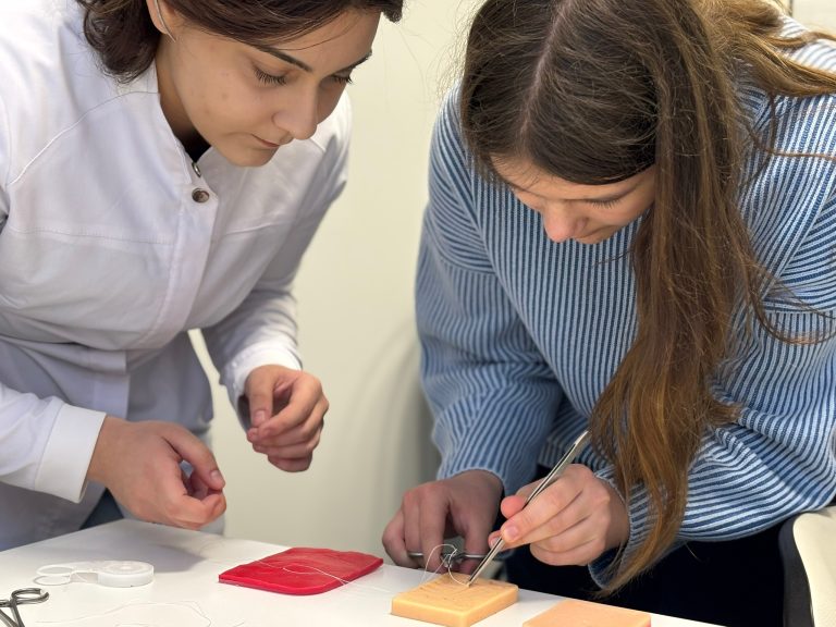 ogiziorqe hdjgwhgcl6he7mw3f6hggigenqw7q6o47nn5mganmxoljwjhkycw8fghjcy1inkhkhlbb g2h 4 7