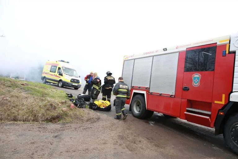 yyanydjph6w2u1fsxjswdl67yluyxgm9cnr02ryvgl3xeszzg3sjybq9bjitgvrlhiagk iuaffv58axwrclz le